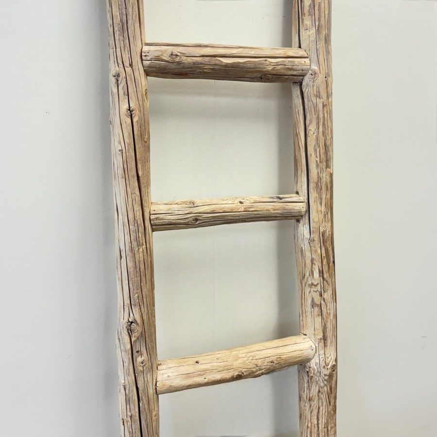 Rustic Ladder - Natural