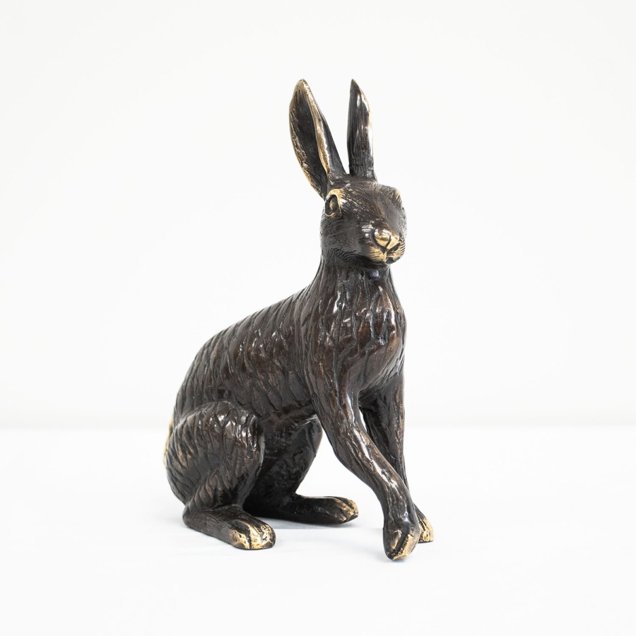 Bronze Hare - Listening