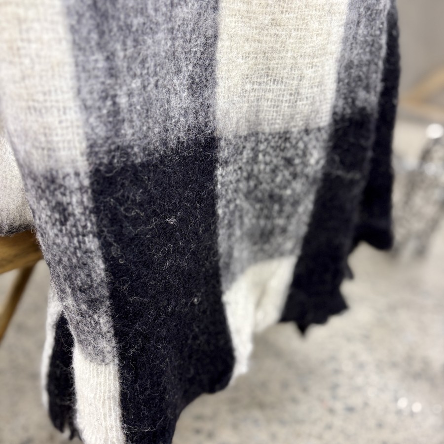Bliss Wool/Mohair Throw - Black + White